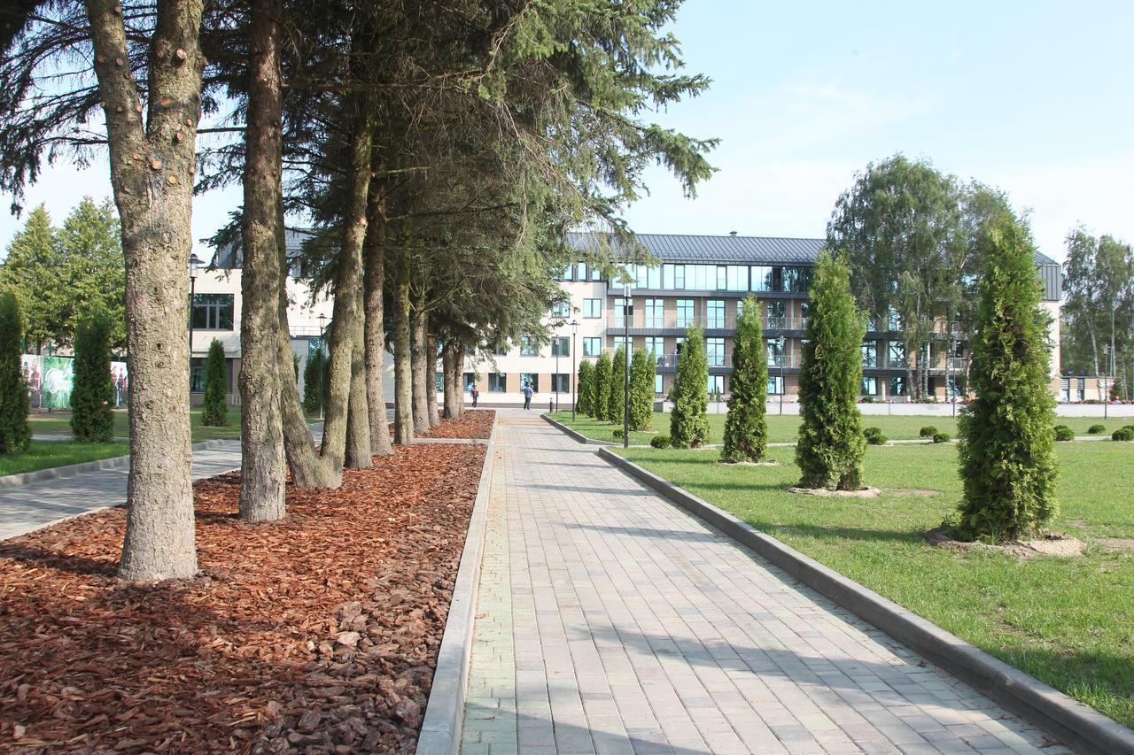 Berezka Health Resort & Spa Salihorsk Extérieur photo